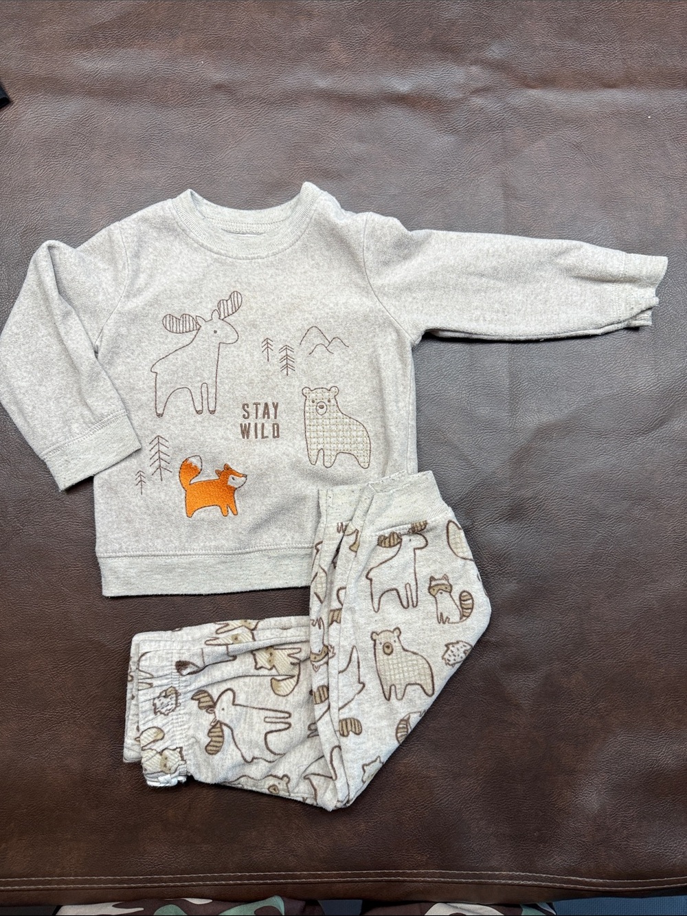 child of mine Gray and Orange 'Stay Wild' Kids Pajama Set